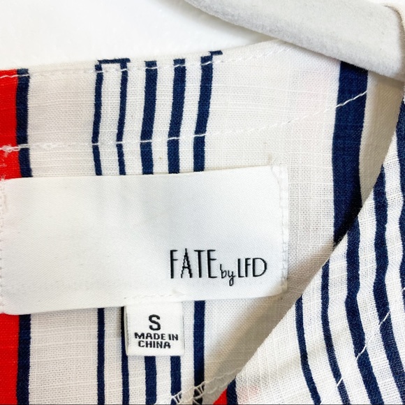 Fate by LFD Striped Long Sleeve Top Size Small NWT - Picture 12 of 12